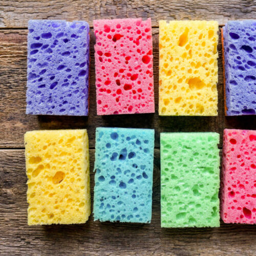 The Best Dryer Sheets DIY with Fabric Softener [Reusable!]