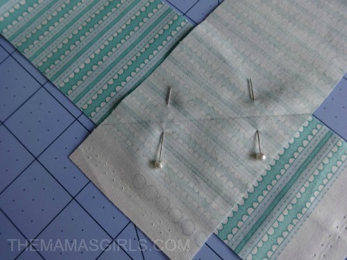 The Easy Way to Bind a Quilt – Tutorial - TheMamasGirls